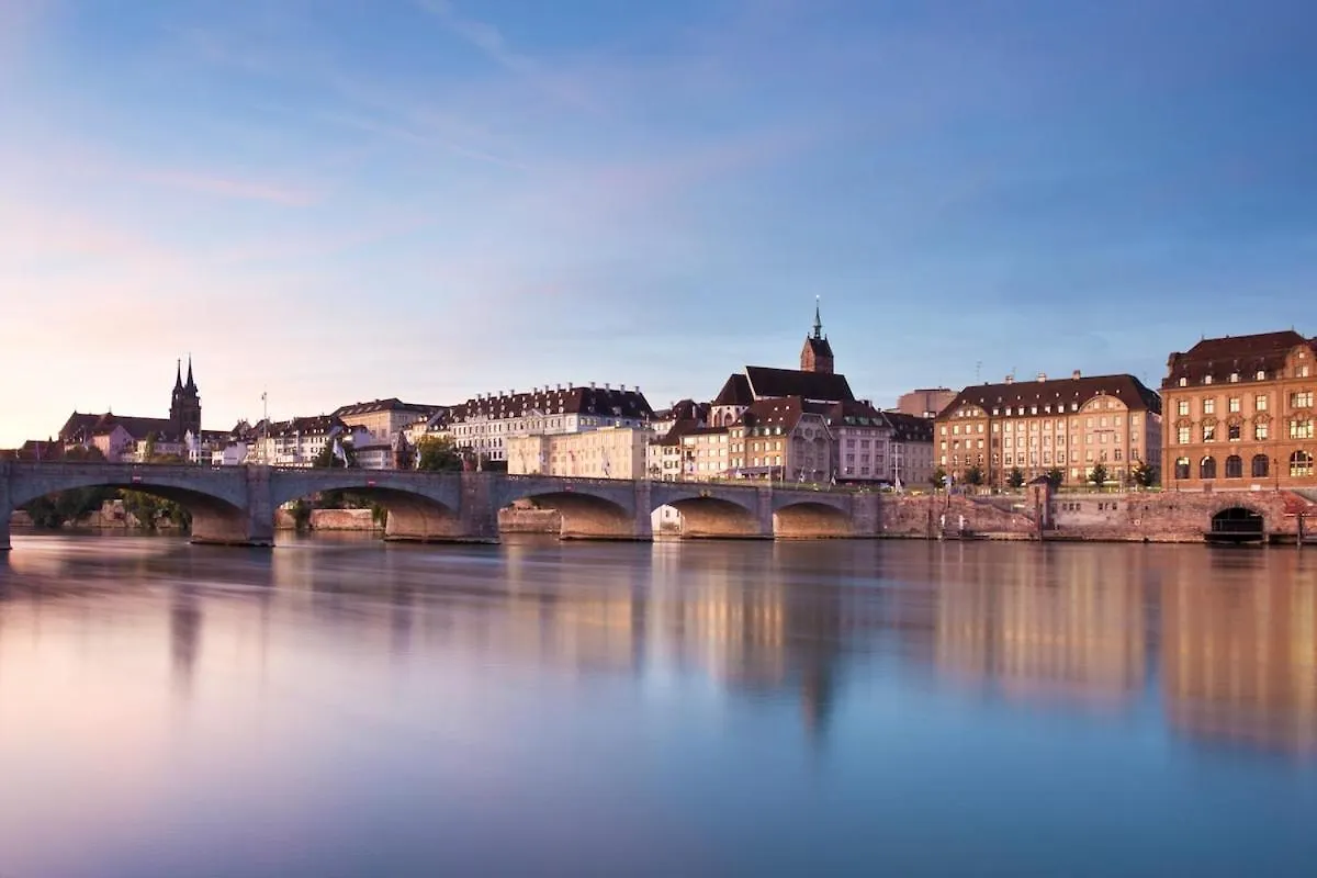 Special Trio Picasso Apartment Basel, Bahnhof Grossbasel 10-Star スイス