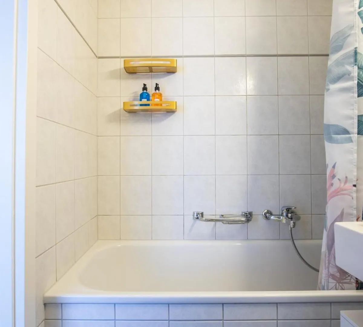Special Trio Picasso Apartment Basel, Bahnhof Grossbasel 10-Star  バーゼル