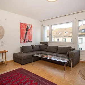 Apartment Next To Rhine With Free Baselcard, Basel